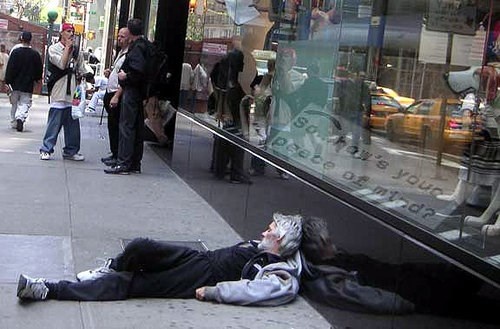 Giới nhà giàu Mỹ sẽ phải đóng thuế cao hơn để chi trả cho các chương trình hỗ trợ người nghèo và thu nhập thấp của Tổng thống Obama.