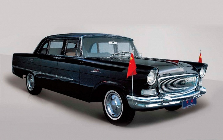 Nhà lãnh đạo Trung Quốc, Mao Trạch Đông, sử dụng xe ZIS-110 cho việc di chuyển. Đây là món quà mà lãnh đạo Nga Joseph Stalin tặng ông vào năm 1949. Năm 1958, ông Mao sử dụng dòng xe nội địa của tập đoàn FAW Hong. 