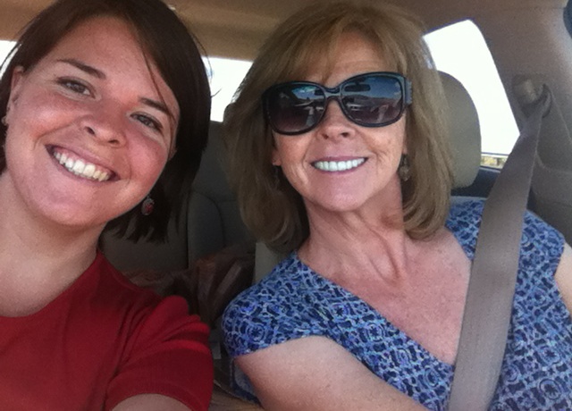 Gia dinh hy vong nu con tin trong tay phien quan IS van song hinh anh