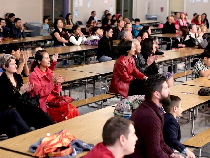 Theo ban tổ chức, khoảng 400 người đã tham dự sự kiện này.