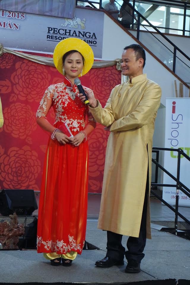 Một thí sinh thuộc nhóm 