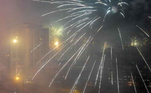 O nhiem khong khi khien Bac Kinh cat giam cac man phao hoa hinh anh