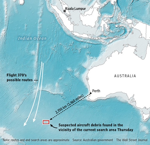 Australia cho biết họ phát hiện các vật thể tình nghi là liên quan đến MH370 (khu vực chữ nhật đỏ) ở điểm cách thành phố Perth khoảng 2.350 km về tây nam. Ảnh: WSJ