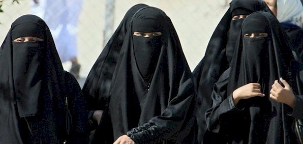 IS chieu du quan bang 'mat ngot' hon nhan nhu the nao? hinh anh