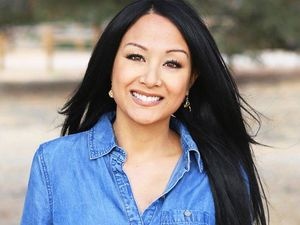 Uoc mo hoi huong dang do cua be gai roi Sai Gon cung linh My hinh anh