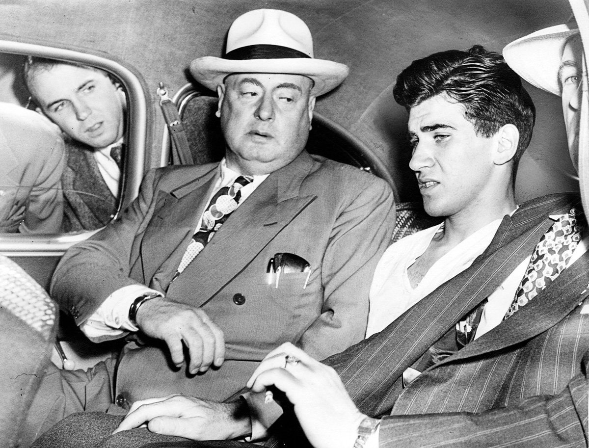 William Heirens (giữa) có biệt danh