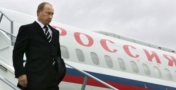 Cap doi chuyen co ma vang danh lua khung bo cua Putin hinh anh