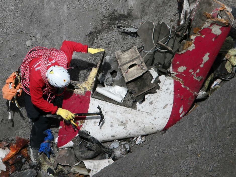 Xac dinh duoc ADN cua 80 nan nhan may bay Duc hinh anh