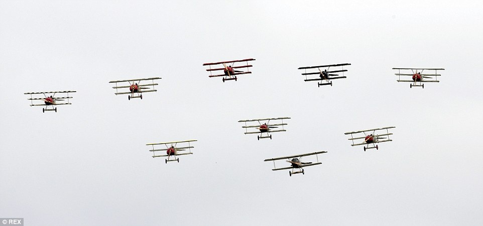 Triển lãm Omaka tổ chức tại New Zealand từ năm 2001. Năm 2015 có khả năng lập kỷ lục về số lượng khách đến dự triển lãm trong hơn 10 năm qua.