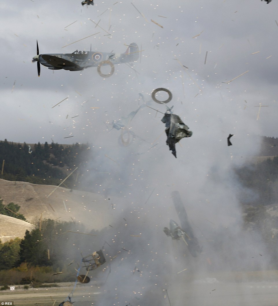 Ban tổ chức cho biết phi công trên chiếc Focke Wulf 190 đã thoát khỏi máy bay an toàn và không có thương tích nào đáng kể. Máy bay đã vỡ tan nên không thể sửa chữa.