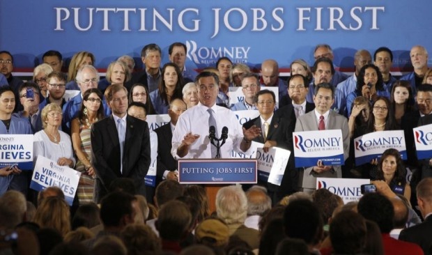 Trong khi đó, con số mà đối thủ của ông Obama là Mitt Romney chi cho các hoạt động tương tự không nhỏ, với tổng số tiền là <abbr class=