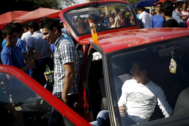 Tuy nhiên, số tiền hồi môn vẫn có thể ở mức cao nếu cô dâu tương lai là cô gái xinh đẹp. Một số gia đình sẵn sàng trả tiền thách cưới để bảo đảm rằng con trai của họ kết hôn cùng trinh nữ.