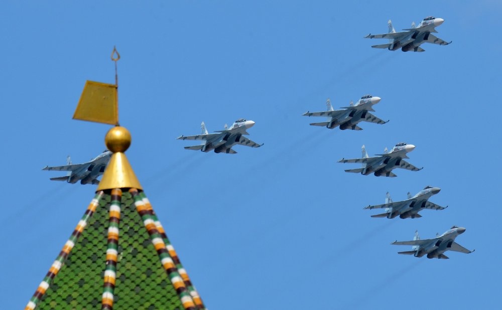 Vào ngày 9/5/1945, Đức Quốc xã tuyên bố đầu hàng Liên Xô. Trong những năm gần đây, Ngày Chiến thắng trở thành sự kiện để người dân Nga thể hiện tinh thần yêu nước. 