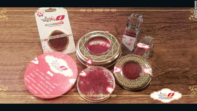 Các sản phẩm làm từ nhụy hoa nghệ tây.