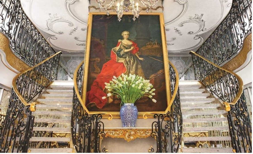 Ben trong sieu du thuyen tren song xa xi bac nhat the gioi hinh anh