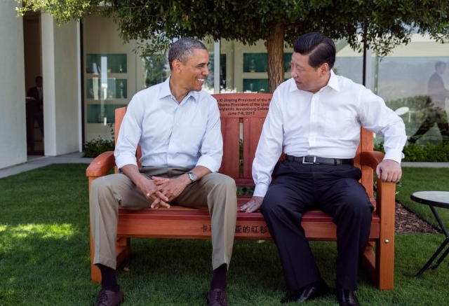 Tổng thống Mỹ Barack Obama và Chủ tịch Trung Quốc Tập Cận Bình trong một lần gặp gỡ ở California vào tháng 6/2013. Hai ông sẽ gặp nhau vào tháng 9. Ảnh: W.House