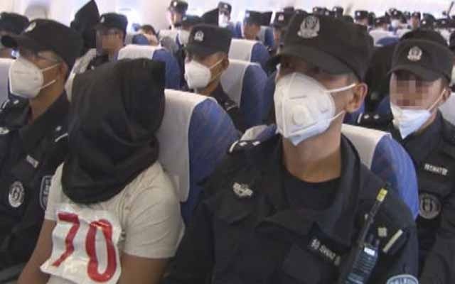 Bat hon 100 nguoi Trung Quoc co y do gia nhap IS hinh anh