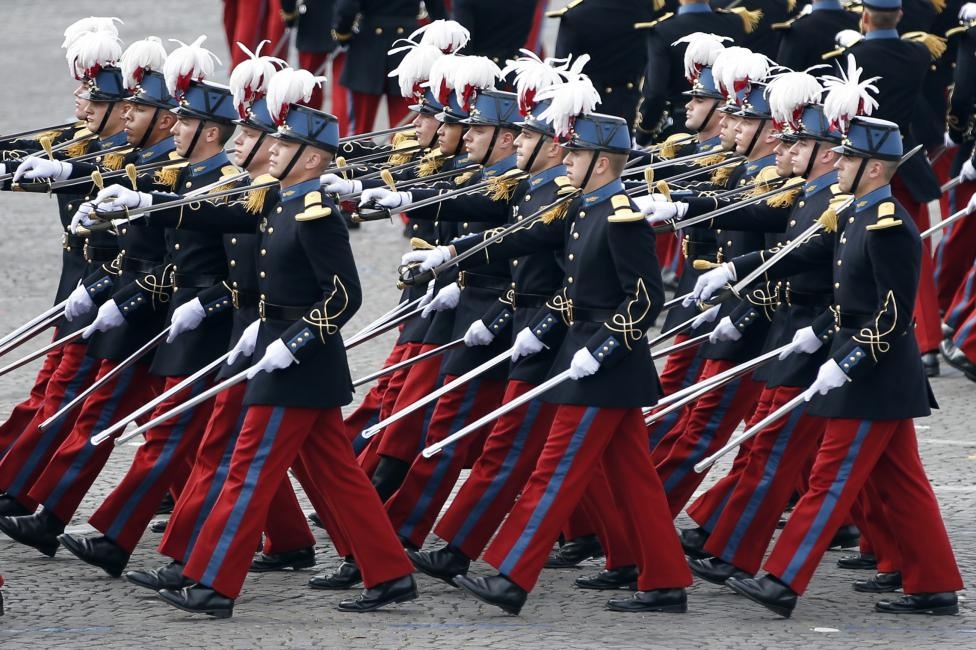 Duyet binh mung Quoc khanh Phap tai Paris hinh anh