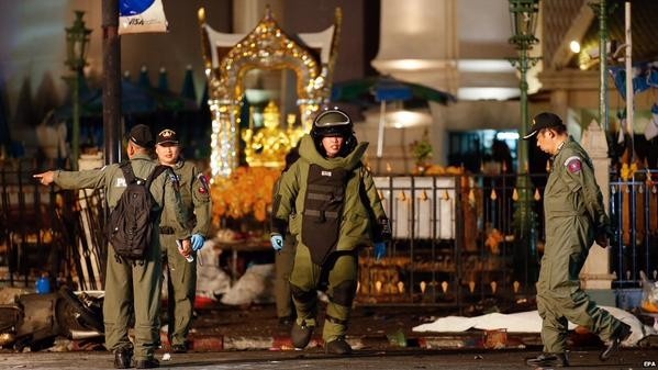 Bat on chinh tri Thai Lan va vu danh bom Bangkok hinh anh