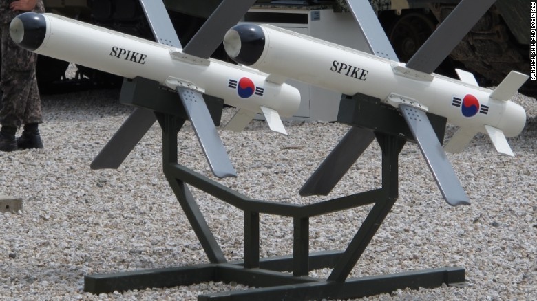 Hệ thống tên lửa chống tăng “Spike” do Israel sản xuất. Nó có thể vươn tới mục tiêu ở khoảng cách 25 km. Nó sở hữu hệ thống định vị toàn cầu GPS, ống kính quang học cùng chế độ bắn – quên (tên lửa có thể tự bay sau khi rời nòng).