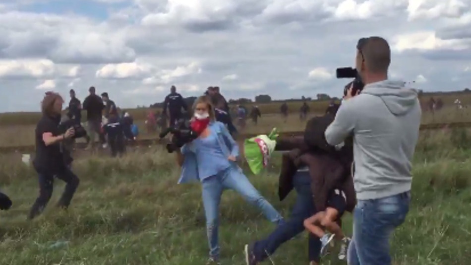 Bi sa thai vi ngang chan nguoi ti nan hinh anh