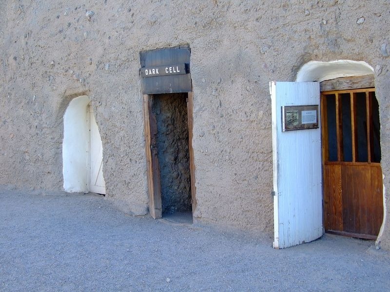 Phần lớn phạm nhân của trại giam chỉ thi hành một phần bản án tại đây do họ được ân xá. 111 người chết trong quá trình thi hành án, chủ yếu do bệnh lao. Một vài tù nhân chết vì trúng đạn khi tìm cách tẩu thoát.