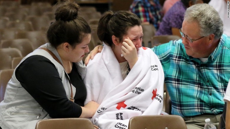 Tai sao nuoc My khong the kiem soat sung dan? hinh anh