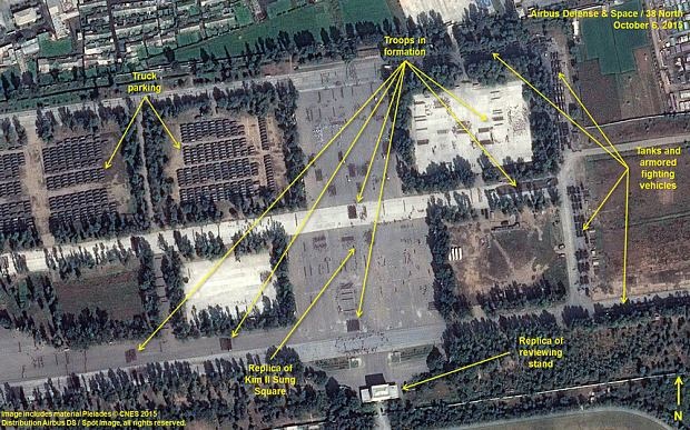 Xe quân sự và binh lính được huy động tại thủ đô Bình Nhưỡng để chuẩn bị cho lễ duyệt binh kỷ niệm 70 năm thành lập Đảng Lao động Triều Tiên. Ảnh: AP