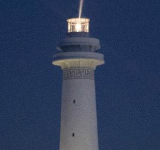 Trung Quoc xay xong hai dang trai phep o da Chau Vien hinh anh