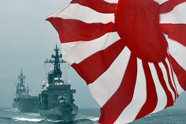 Tàu của Hải quân Nhật Bản tham gia cuộc diễn tập ngoài khơi Vịnh Sagami, quận Kanagawa. Ảnh: AFP