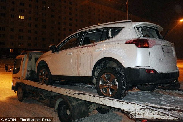 Nu nghi si Nga cung chong chet bat thuong trong oto hinh anh