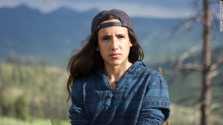 Xiuhtezcatl Tonatiuh tham gia các hoạt động chống biến đổi khí hậu từ khi còn nhỏ. Ảnh: CNN