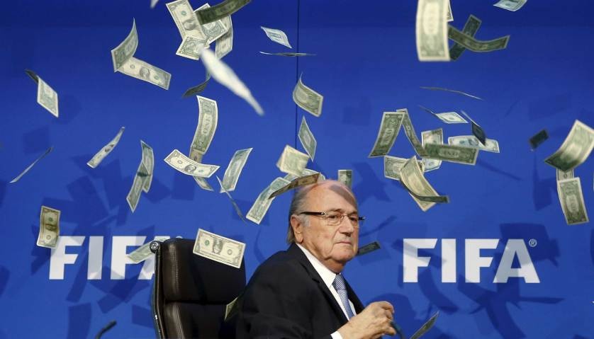 Chu tich FIFA duoi con mua tien vao top anh noi bat cua TIME hinh anh