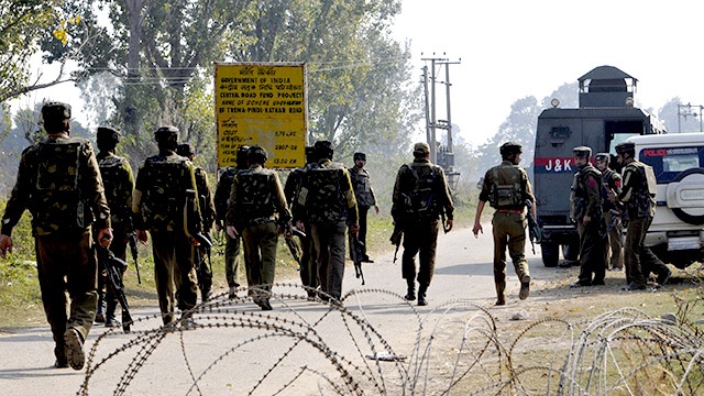 An Do bao dong cao doc cao toc Pathankot – Jammu hinh anh