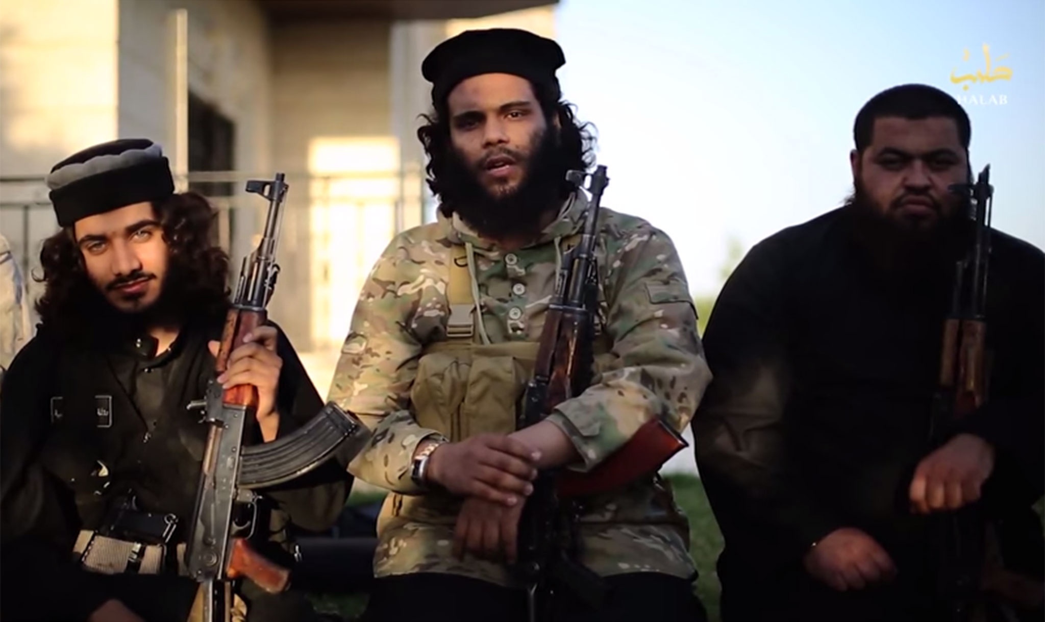 Nga bat 7 phien quan IS am muu khung bo Moscow hinh anh