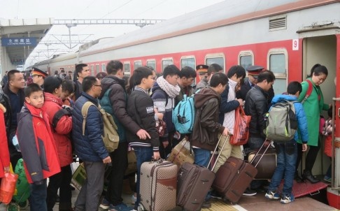 Gia lanh can tro nguoi Trung Quoc di chuyen sau Tet hinh anh