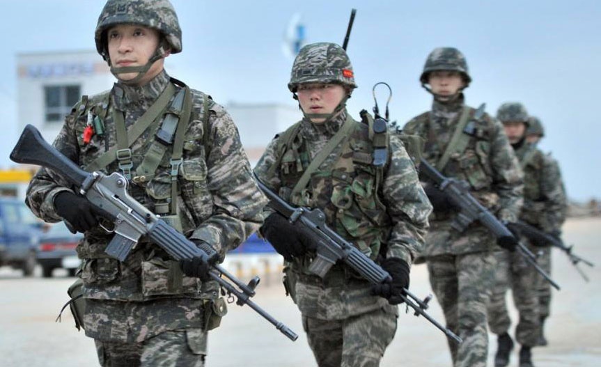 Han Quoc lap trung doan 3.000 quan ung chien Trieu Tien hinh anh