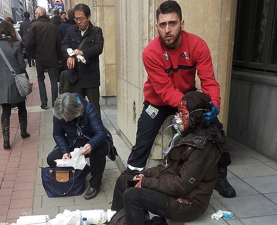 danh bom khung bo o Bi anh 1