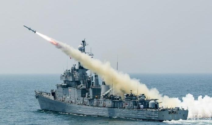 My, Nhat, Han sap dien tap chong ten lua Trieu Tien hinh anh