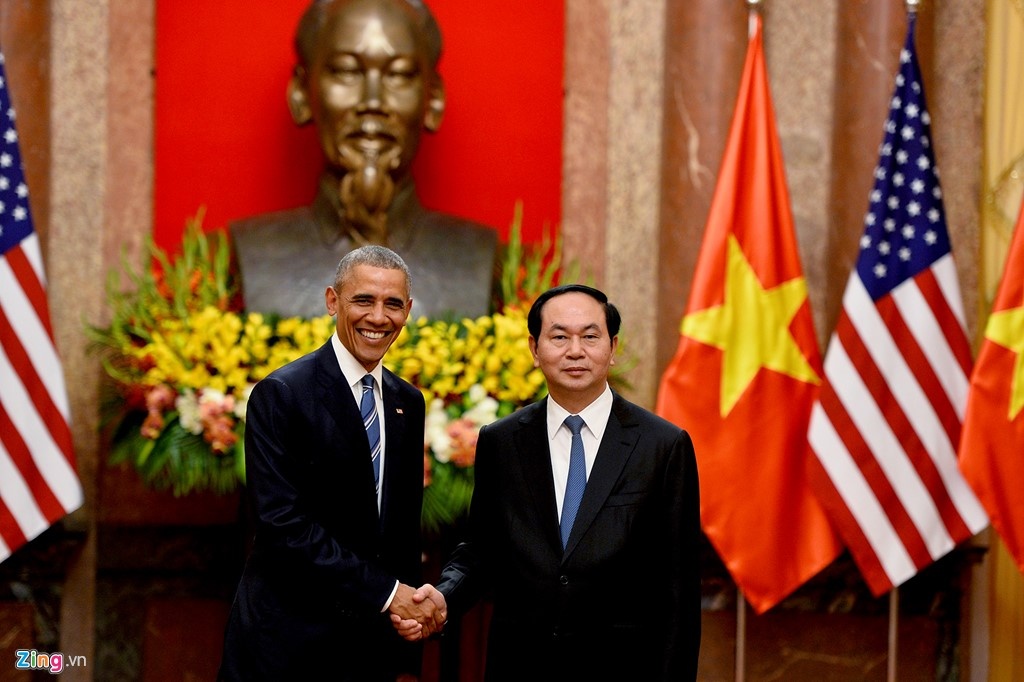 24 gio cua Tong thong Obama tai Ha Noi hinh anh