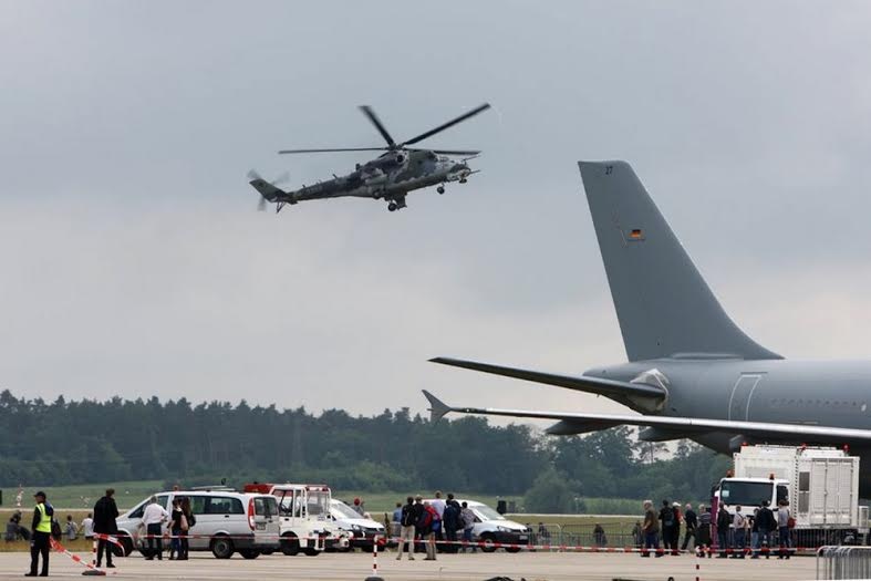 triên lãm hàng không lớn nhất thế giới ở Berlin ảnh 9 trien lam hang khong lon nhat the gioi o Berlin anh 9