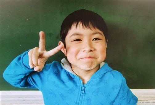 Vu be trai bi bo roi trong rung Nhat: Bai hoc cho nguoi lon hinh anh