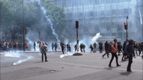 Hang nghin nguoi tham gia bao dong o Paris hinh anh