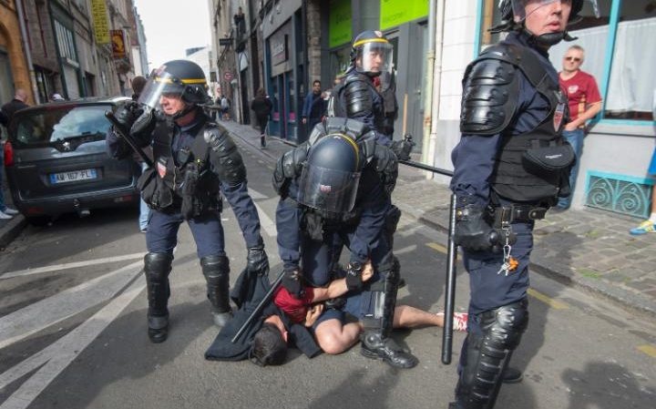 bạo loạn tại Euro 2016 ảnh 6 bao loan tai Euro 2016 anh 6