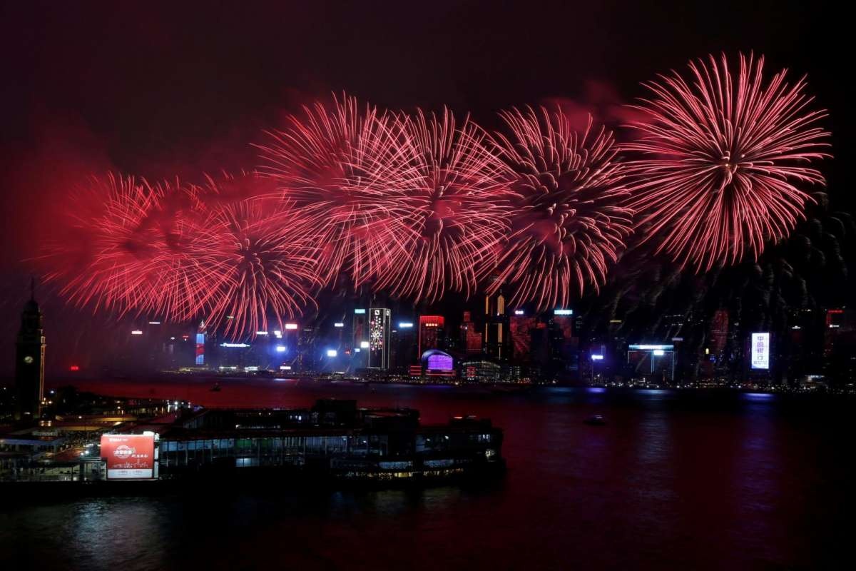 ky niem 20 nam trao tra Hong Kong anh 1