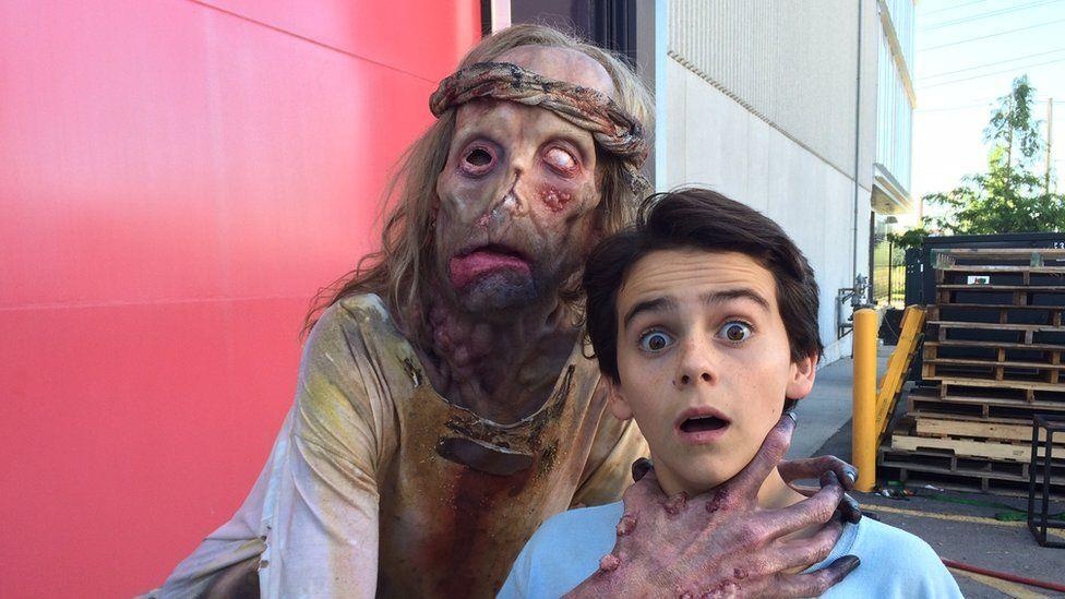 Javier Botet  Mama The Conjuring anh 10