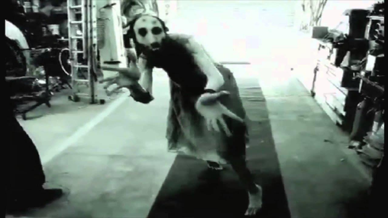 Javier Botet thu vai me ma trong phim 'Mama' hinh anh