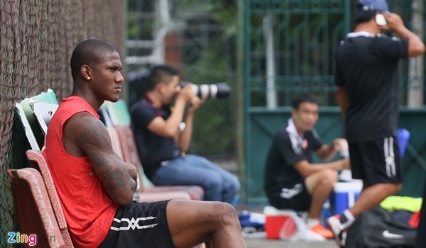 Ngoai binh cua CLB TP.HCM khong hen ngay tro lai voi Miura hinh anh