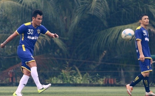 Phan Thanh Binh va ky uc cuu dong doi khi xem World Cup hinh anh