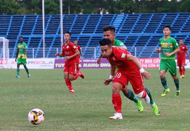 CLB XSKT Can Tho,  CLB TP.HCM,  HLV Toshiya Miura,  V.League 2018 anh 2